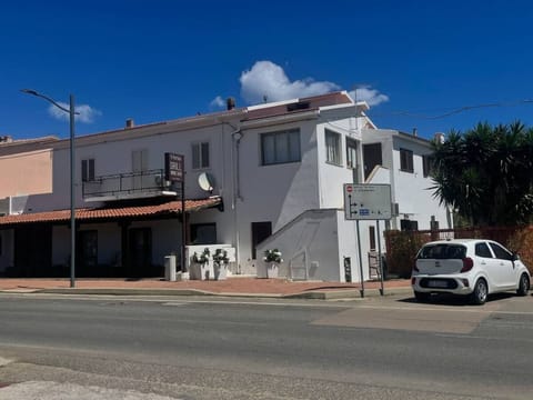 'H51 Family House Apartment in Budoni