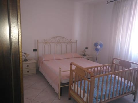 Schöne, strandnahe Wohnung in La Caletta mit Grill Apartment in La Caletta