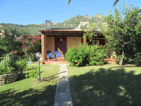 quadri blue Vacation rental in Costa Rei