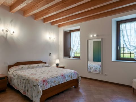 Zweizimmerwohnung mit Doppelbett und zwei Schlafsofas Apartment in Province of Brescia