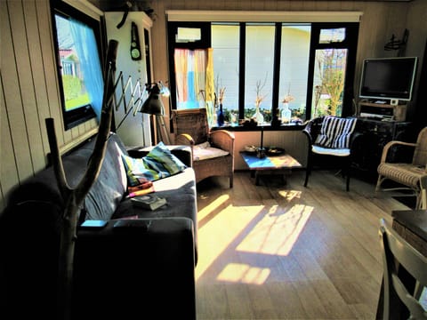 Gemütliches Mobilheim mit 3 Schlafzimmern Apartment in South Holland (province)