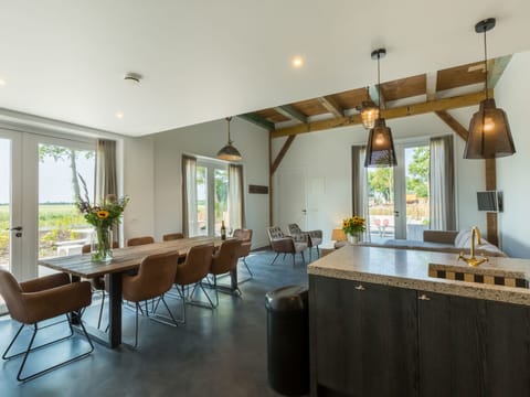 't Zwarte XL Vacation rental in Vrouwenpolder