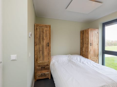 Zeebloesempje Vacation rental in Vrouwenpolder