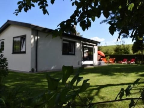 Kleines Haus mit Garten, direkt hinter dem Deich Vacation rental in Zeeland, Netherlands