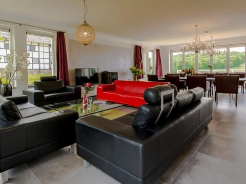 Geräumiges Ferienhaus in Mechelen mit Vacation rental in Limburg (province)