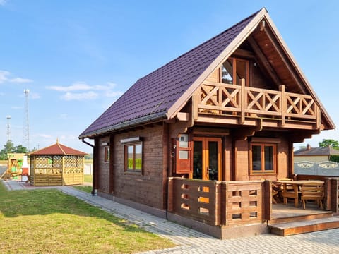 Landhaus mit Garten, Grill und Terrasse Vacation rental in West Pomeranian Voivodeship, Poland