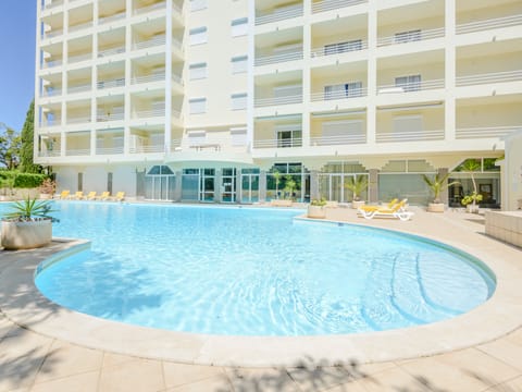 Pool Indoor