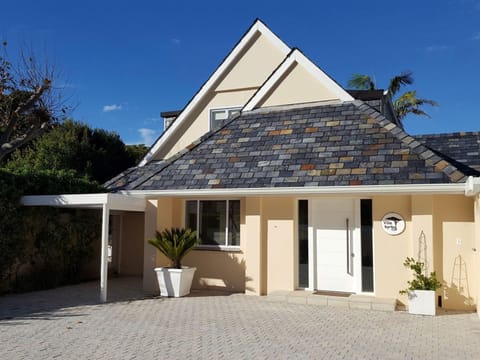 in Tokai mit Privatem Pool Vacation rental in Cape Town