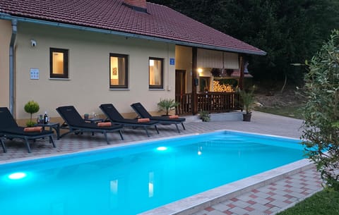 pool