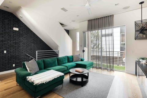 Silver Lake Rooftop Apartment in Echo Park