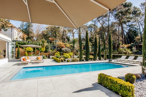 Master of the Sea Apartment in Poole