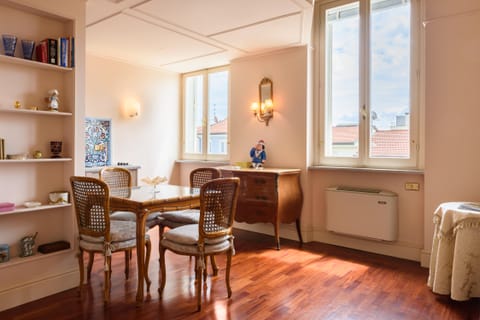 Dolce Luna Apartment in Viareggio