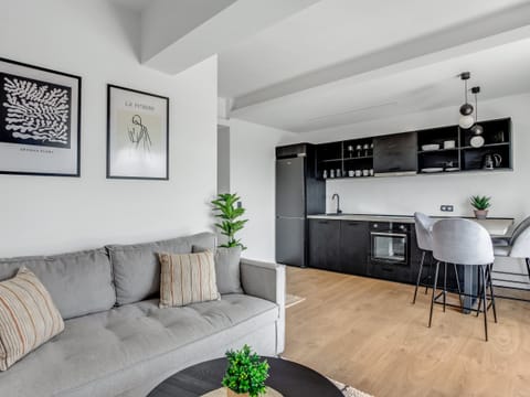 To The Goddesses Apartment in Thessaloniki