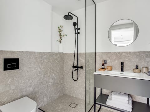 Morning Shine Apartment in Thessaloniki