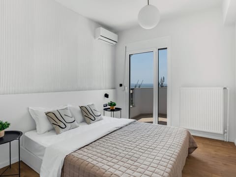 Sunset Terrace Apartment in Thessaloniki