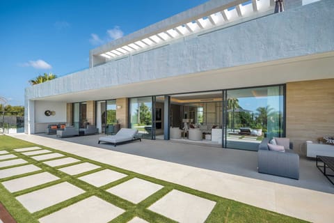 Infinite Peace Apartment in Marbella