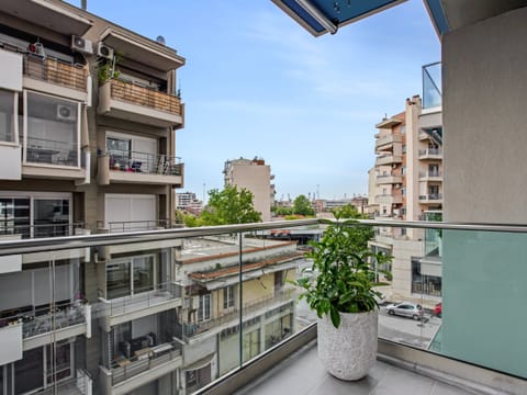 Artistic Getaway Apartment in Thessaloniki