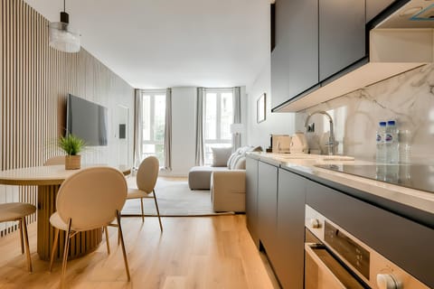 Le Paradis Secret Apartment in Paris