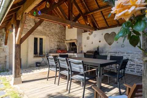 Burgundy Haven Apartment in Bourgogne-Franche-Comté