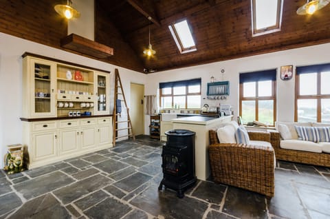 Wild Atlantic Cabin in County Clare