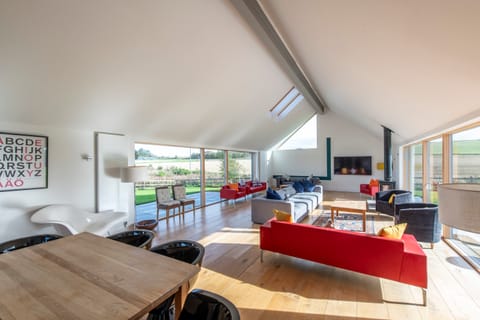 Upon the Fields Apartment in Scotland