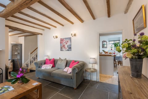 Whistler's Cottage Cabin in England