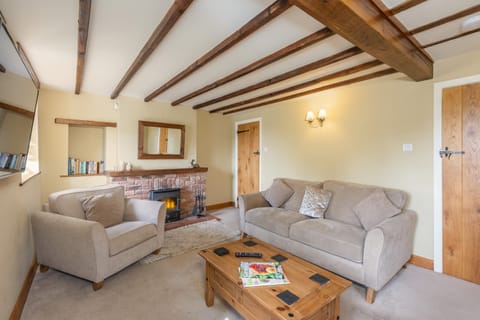 A Little Orchid Cabin in England