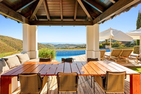 Flowing Waters Apartment in Costa del Sol