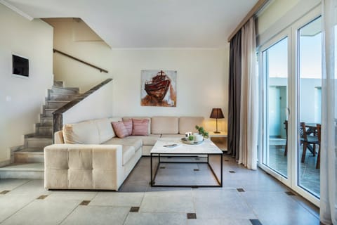 Luxury in the Hills Apartment in Chaniotis