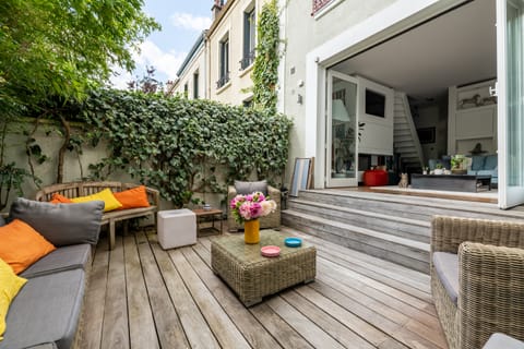 A Brighter Beauty Apartment in Paris