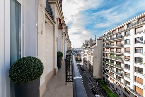 Parisian Passion Apartment in Paris