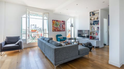 Suivez-Moi Apartment in Paris