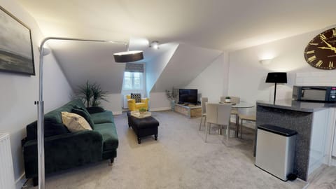 Chasing Clouds Apartment in Royal Leamington Spa
