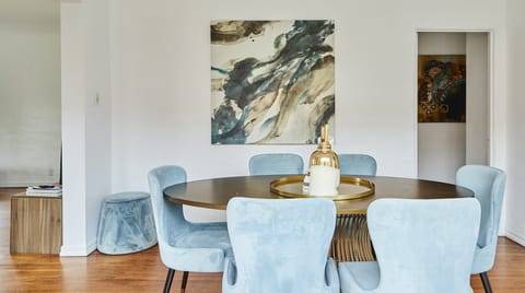 Castillo de Arena Apartment in West Hollywood