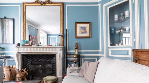 Mompesson Apartment in Paris