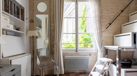 The Dice Apartment in Paris