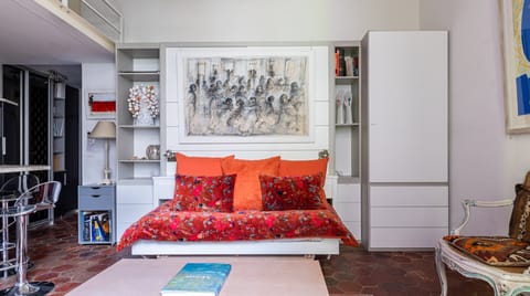 The Dice Apartment in Paris