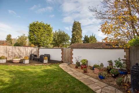 The Fiddlehead Apartment in Oxford