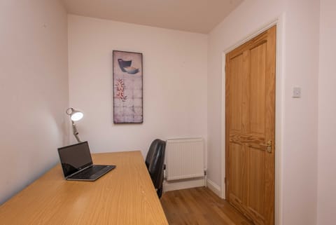 The Fiddlehead Apartment in Oxford