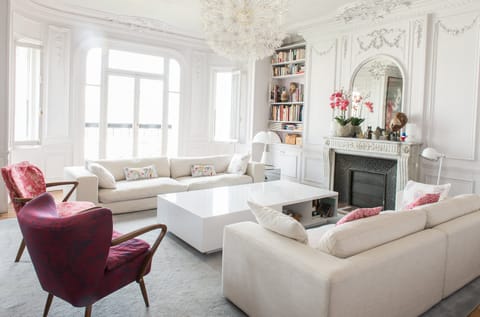 Monkey & Palme Apartment in Paris