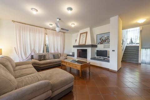Ode to Tuscany Apartment in Forte dei Marmi