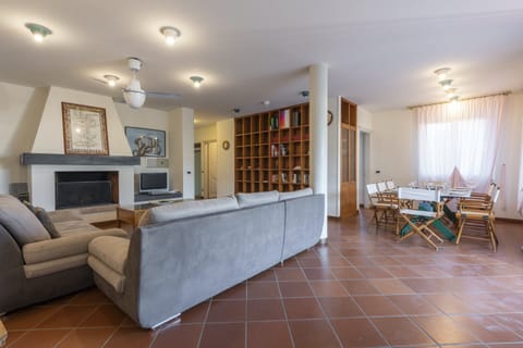 Ode to Tuscany Apartment in Forte dei Marmi