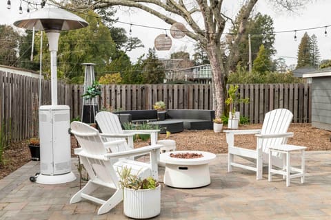 The Valley Stream  House in Healdsburg