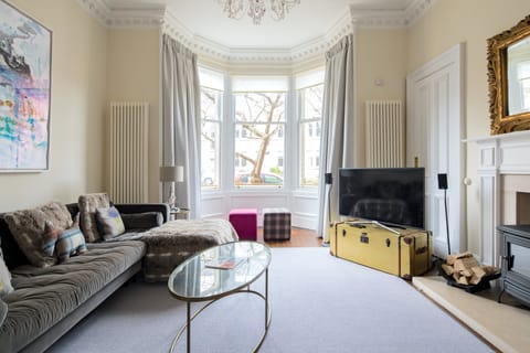Secession Townhouse in Edinburgh