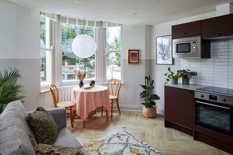 Begin the Moment Apartment in Cardiff