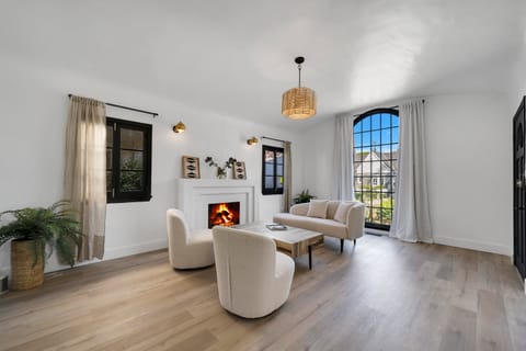 Hollywood Flair House in West Hollywood