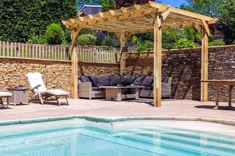 Thyme & Sage House in Cotswold District