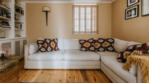 High & Dry Apartment in Bath