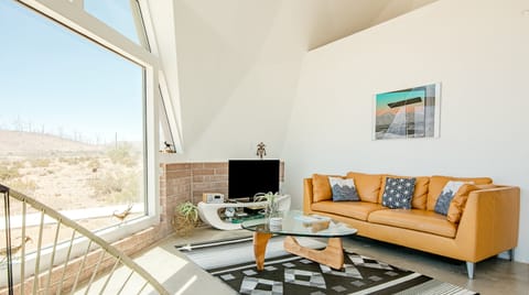 Desert Dome Villa in Palm Springs