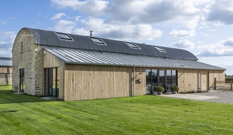 Old Hay Barn Cabin in Bibury